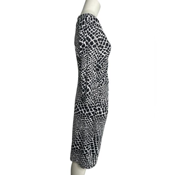 J. McLaughlin Abstract Print Ruched Side Catalina Midi Dress Size M - Picture 3 of 11